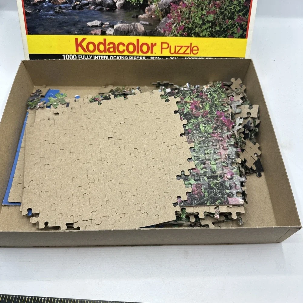 Kodacolor  Edith Creek 1000 Pc Puzzle Interlocking 18
